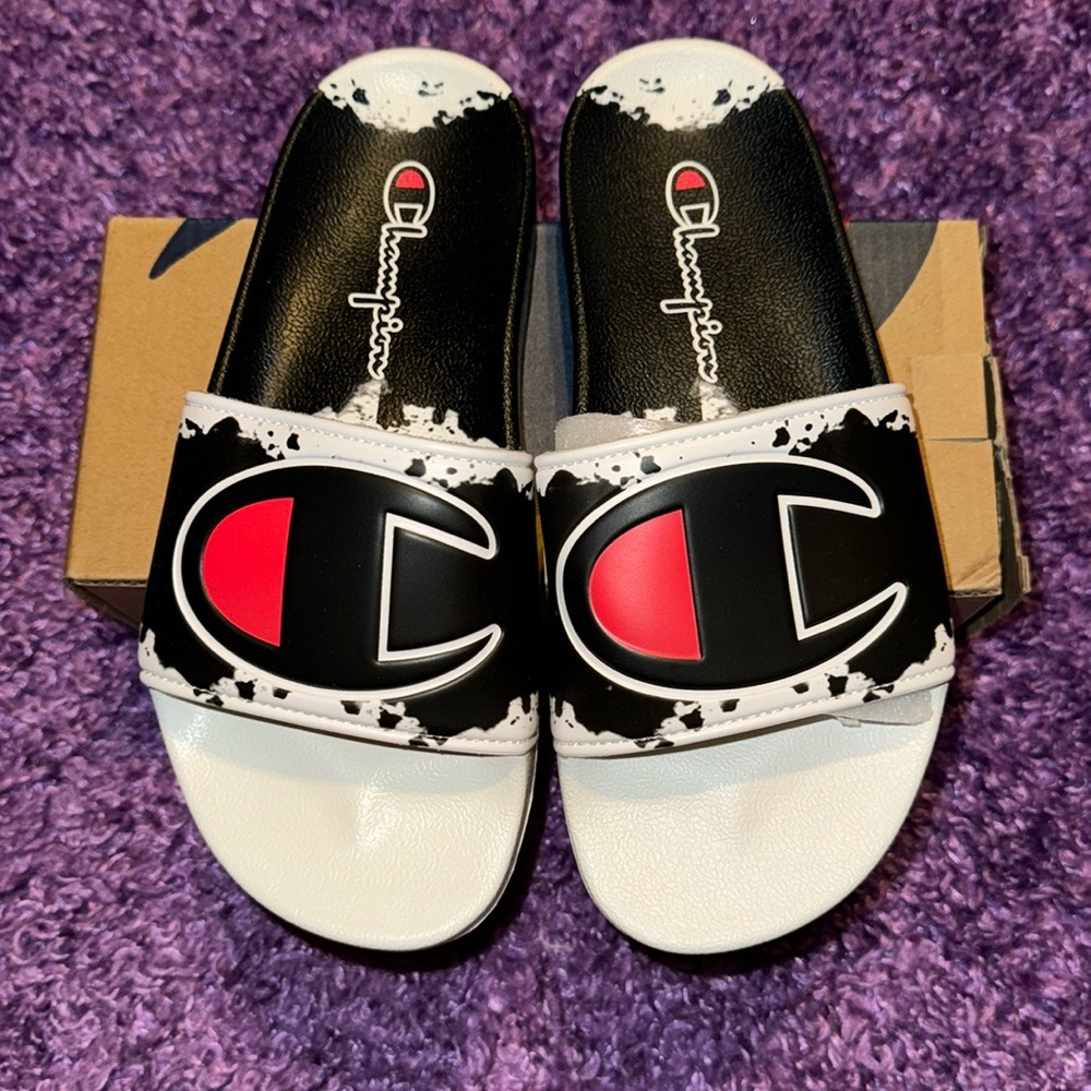 Champion IPO SURF &TURF SLIDES YOUTH 5 EU 37.5. NWT BLK/WHT